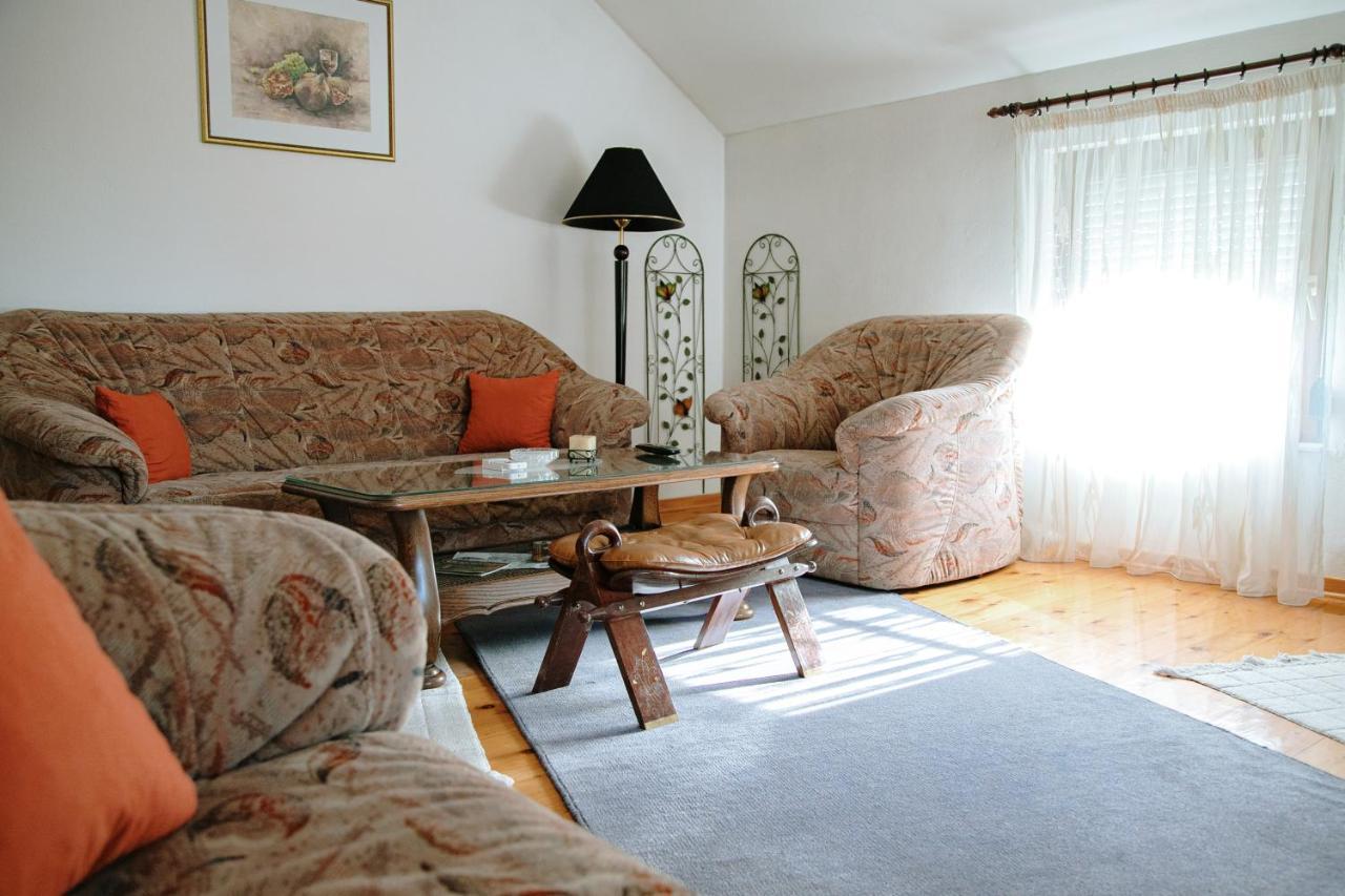 Apartment Ikar Mostar Bagian luar foto