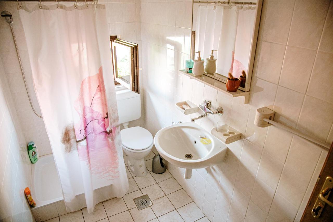 Apartment Ikar Mostar Bagian luar foto