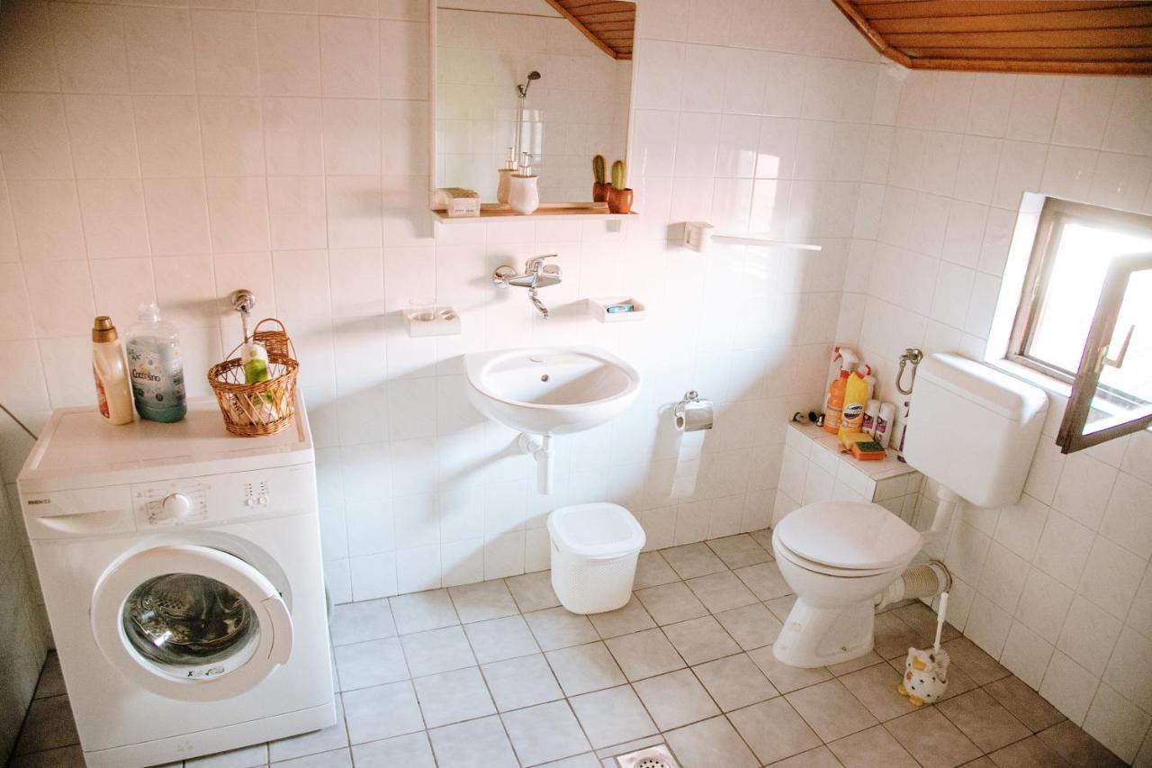 Apartment Ikar Mostar Bagian luar foto